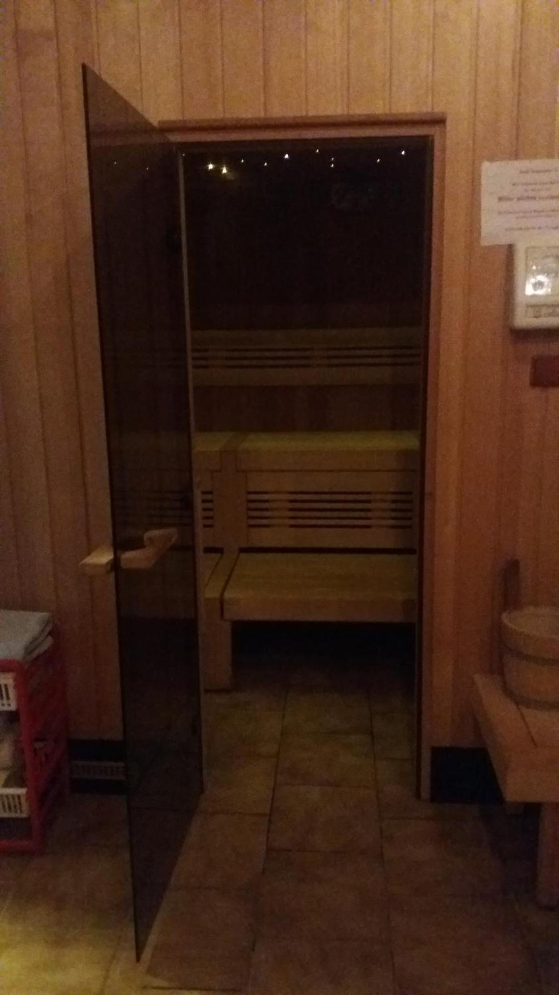 Hotel Khail Maria Lanzendorf Luaran gambar